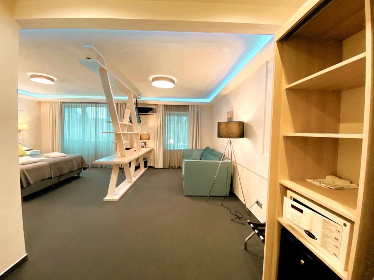 Amrita Hotel リエパーヤ エクステリア 写真