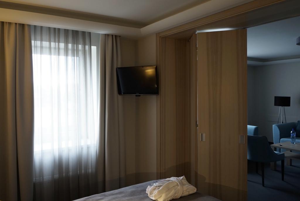 Amrita Hotel リエパーヤ エクステリア 写真
